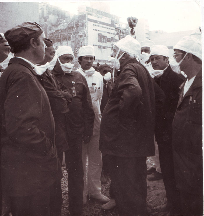 Е.П.Славский и руководство Минсредмаша СССР перед началом работ по возведению укрытия.